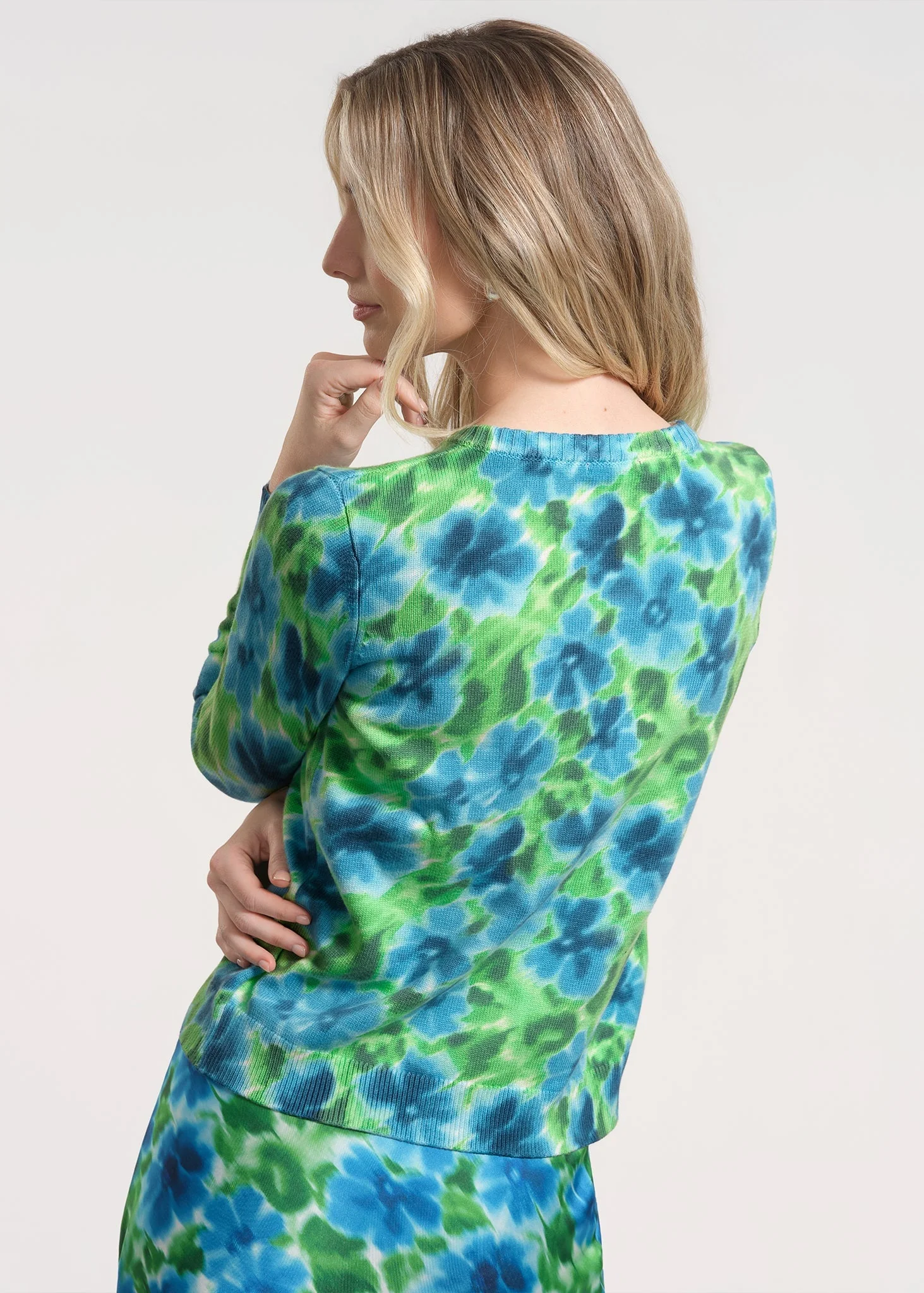 Floral Knit Cardigan Front - Image 3